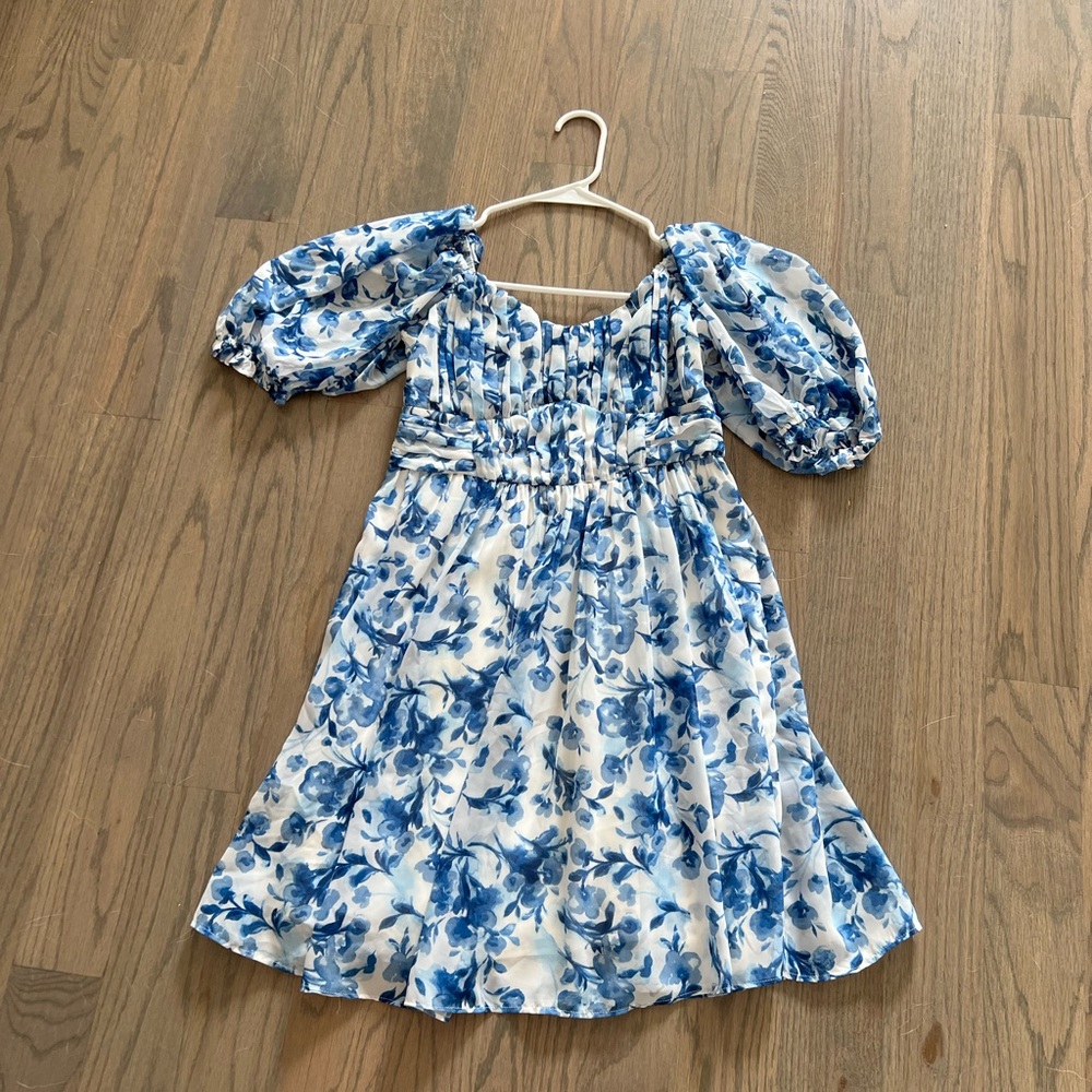 Abercrombie & Fitch Blue and White Floral Mini Dress